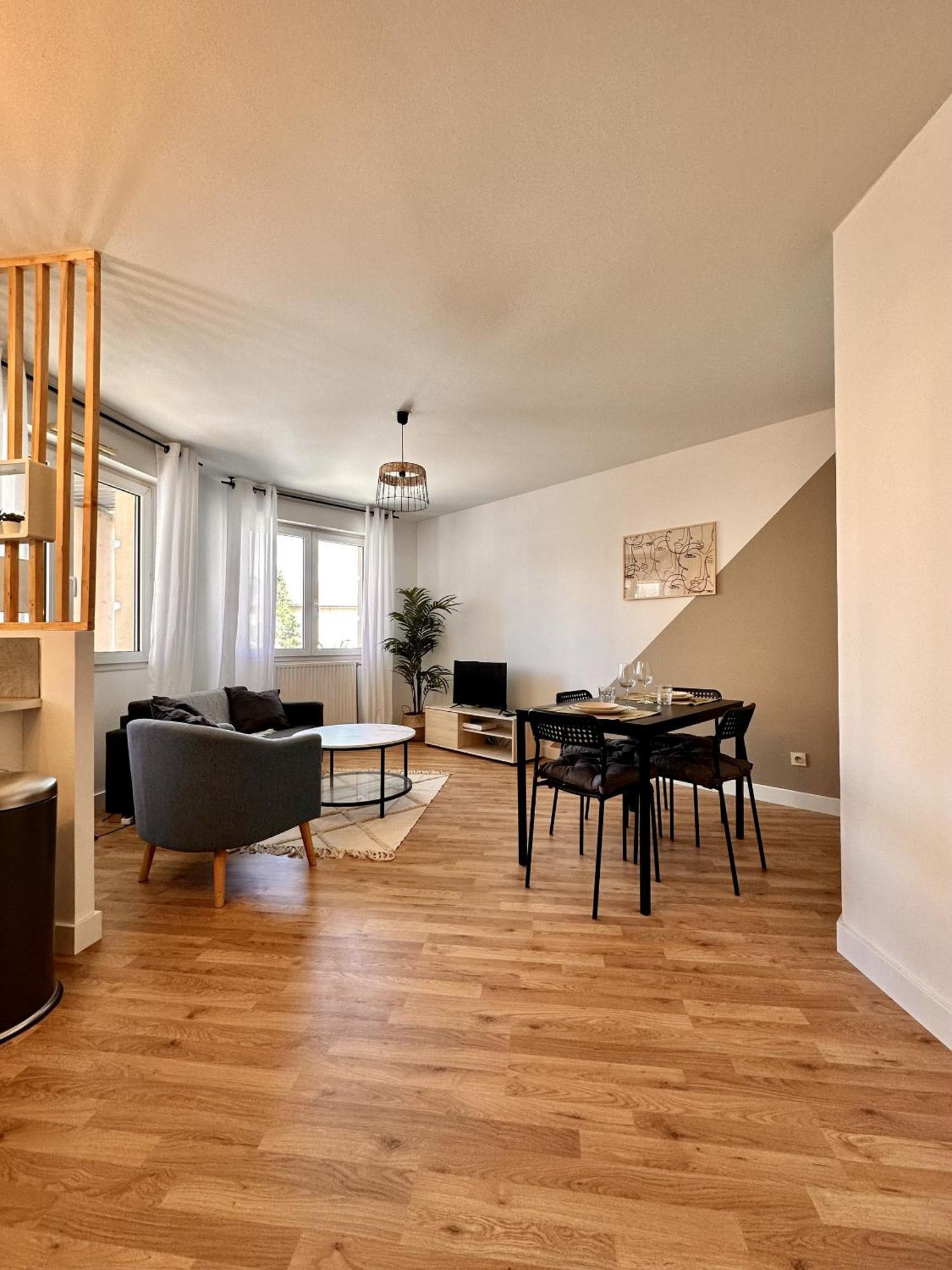 Villeurbanne • T2 Fraternite • Hostisy Dış mekan fotoğraf